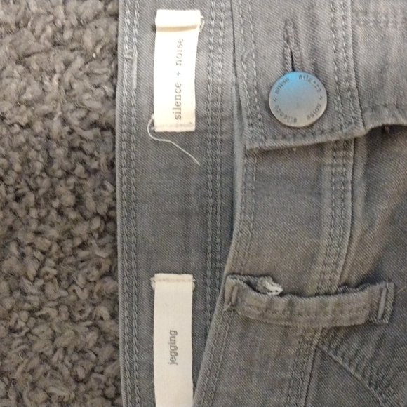 💜5/$25💜Silence + Noise Skinny Jeans Size 29 - Picture 2 of 4